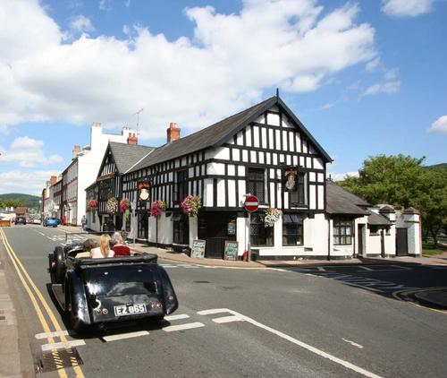 Queens Head Monmouth