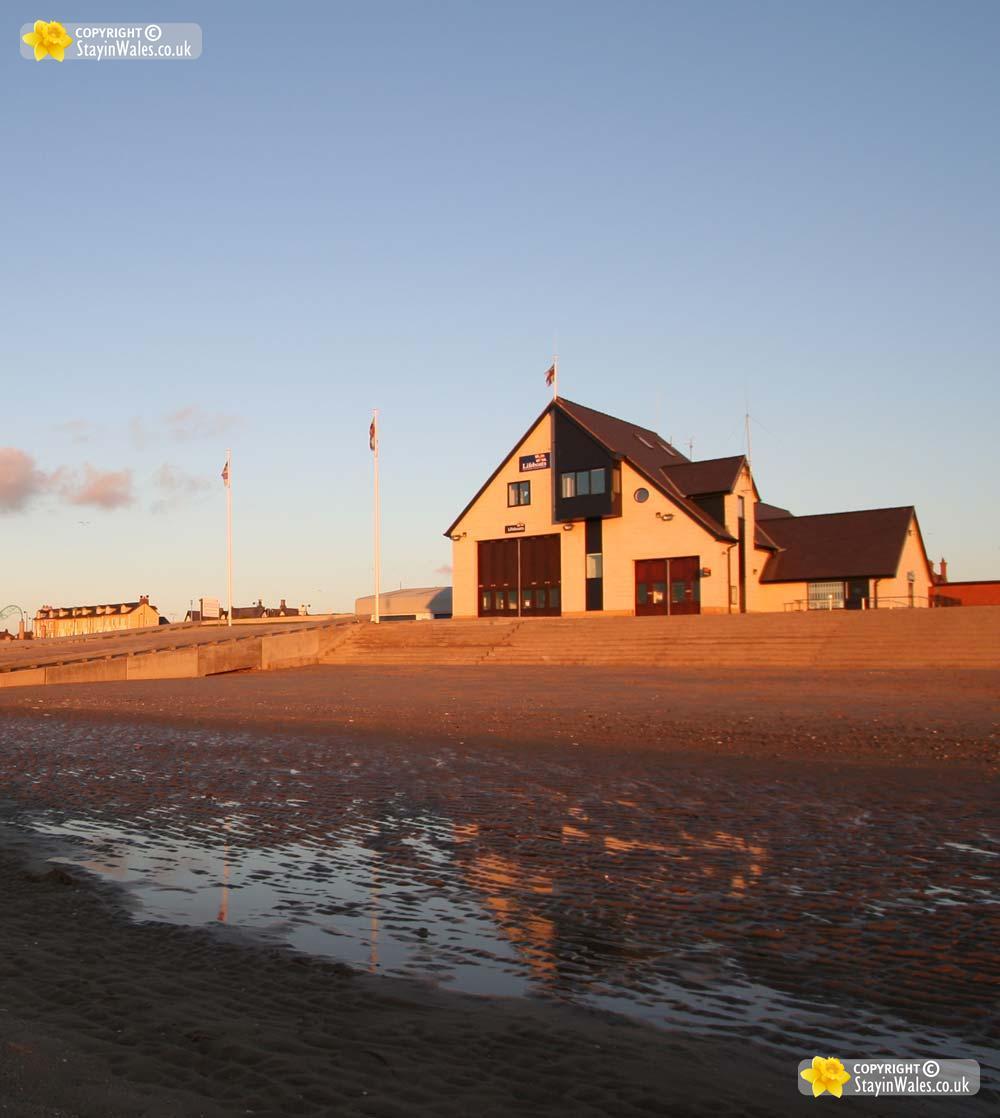 Rhyl picture