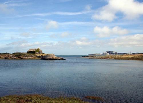 Cemlyn Bay