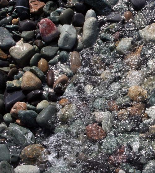 Cemlyn Bay