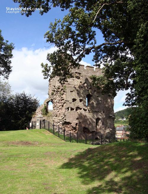 Crickowell Castle