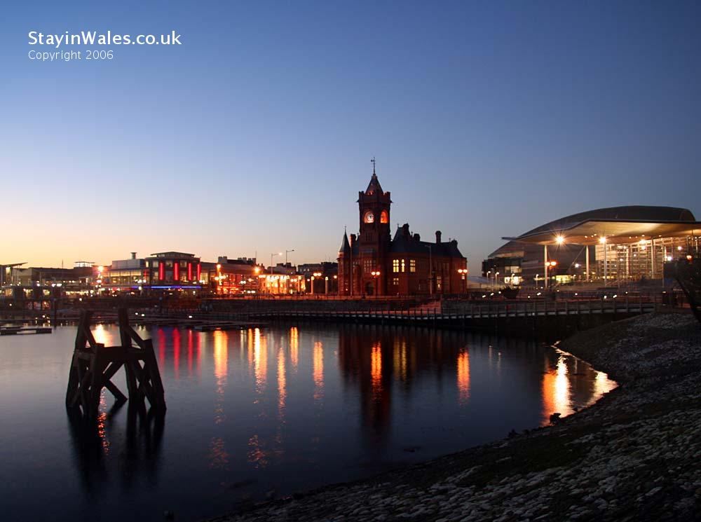 Mermaid Quay dusk