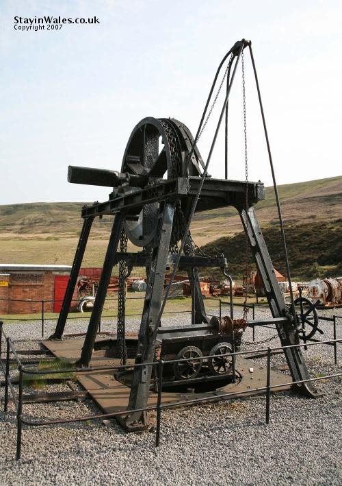 Water balance pit winding wheel