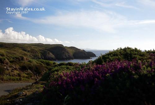 Carreg Onnen Bay