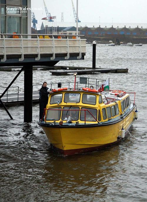 Cardiff Bay Waterbus at Mermaid Quay