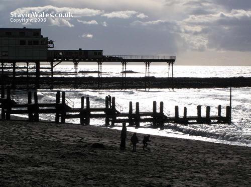 Aberystwyth pier, April 2008