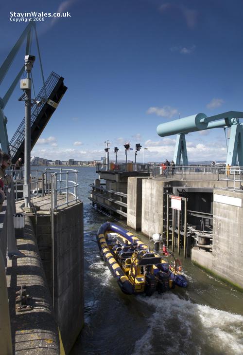 Boat in Cardiff Bay Barrage lock