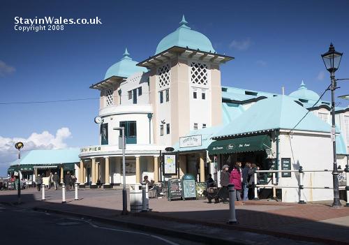 The pavilion at Penarth Pier