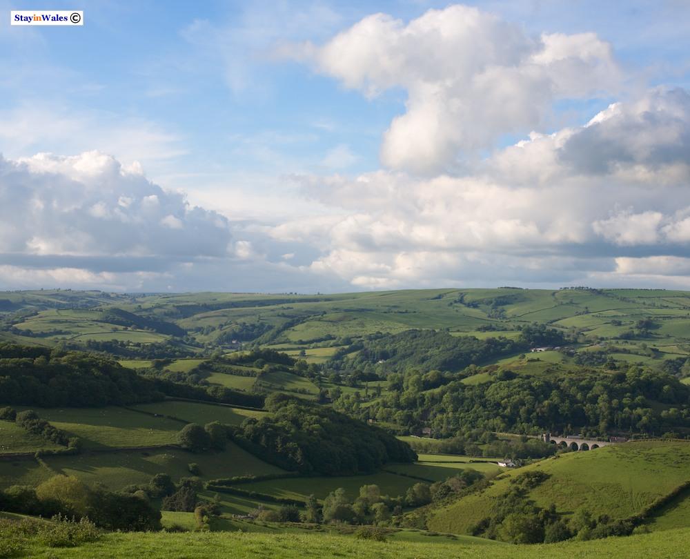 Knucklas and the Teme Valley from Bailey Hill
