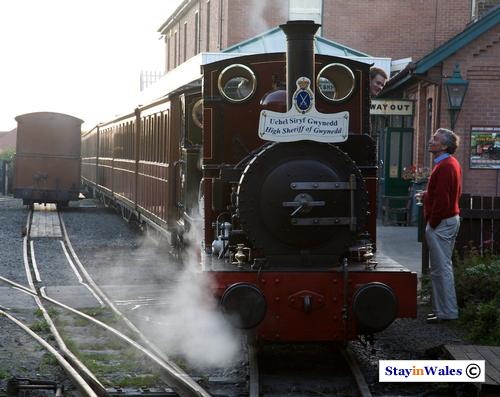 Talyllyn tailway train, Tywyn