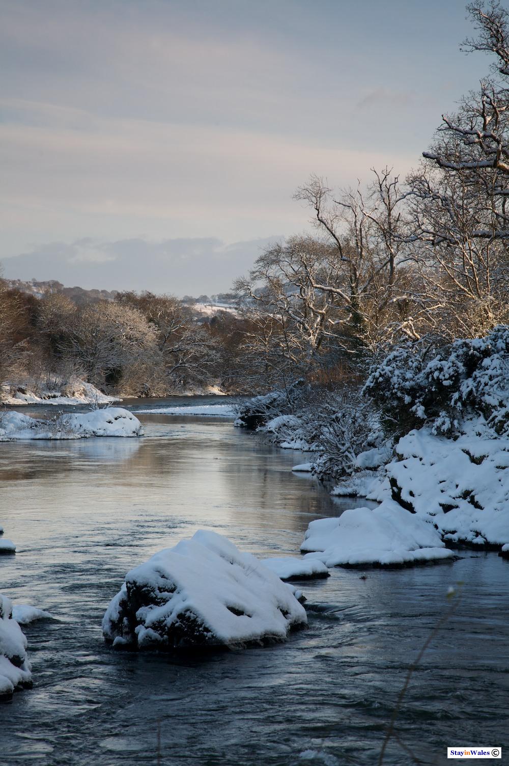 River Wye in snow