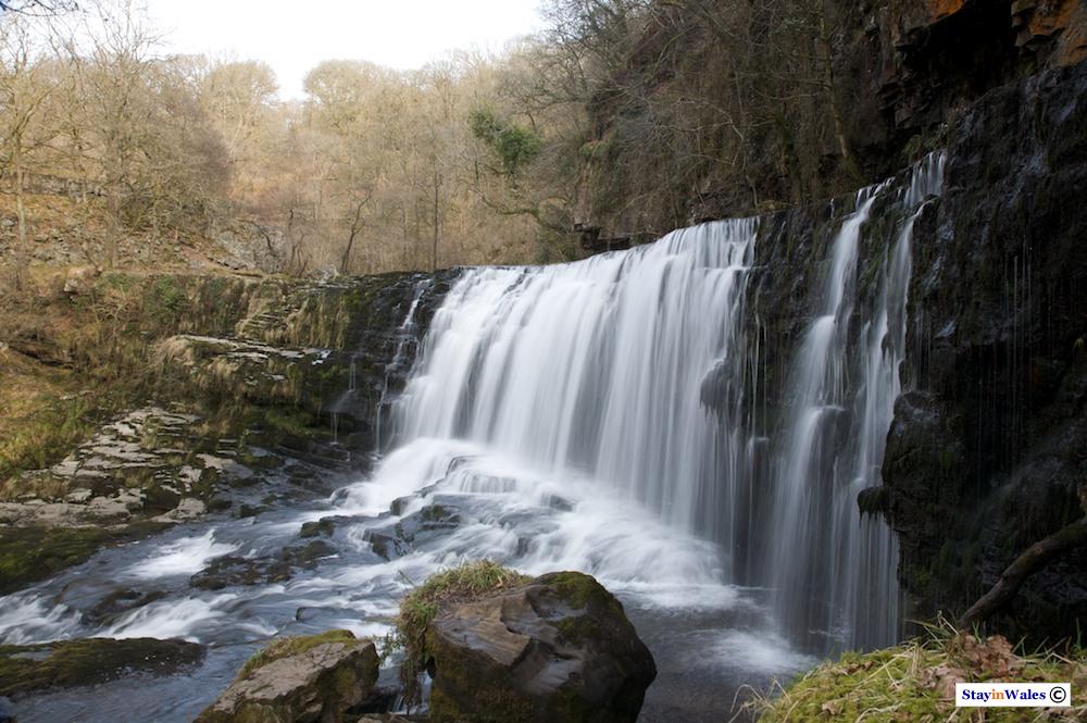 Sgwd Isaf Clun-gwyn waterfall