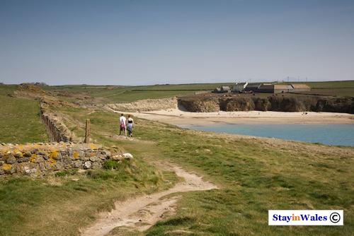 Porth Trecastell beach, Anglesey