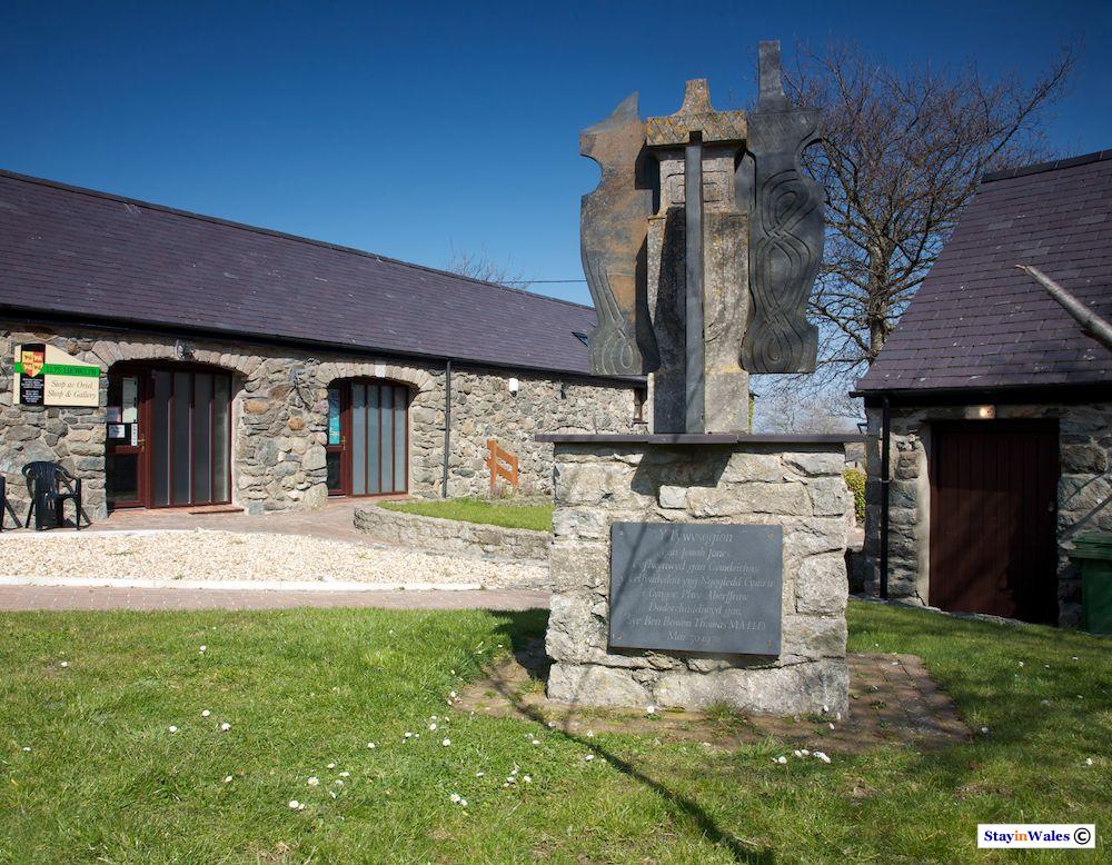 Y Tywysogion Sculpture, Aberffraw