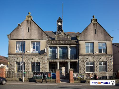 Ninian Stuart Con Club, Treherbert