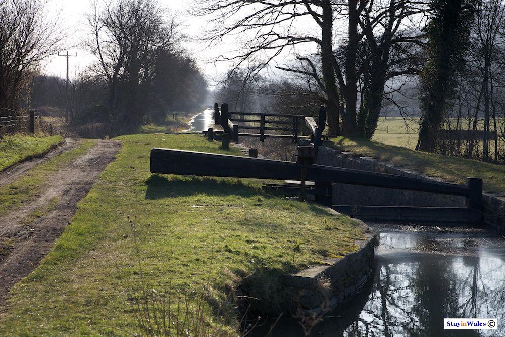 Ynys-yr-Allor Lock, Neath Canal
