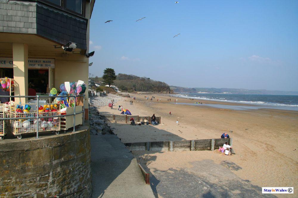 Saundersfoot beach