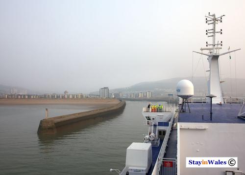 Juila Fastnet line ferry at Swansea
