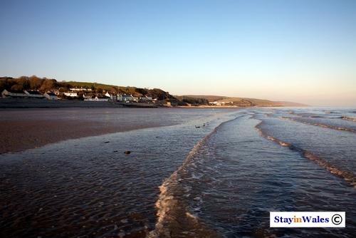 Amroth village and beach