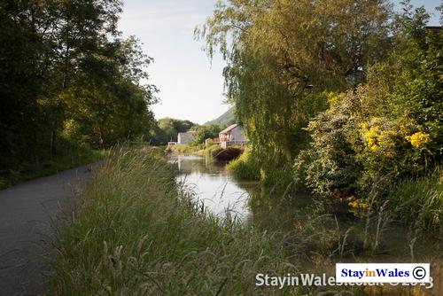 Monmouthshire Canal at Pontywaun