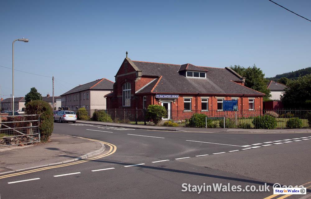 Ty Isaf Church, Pontymister