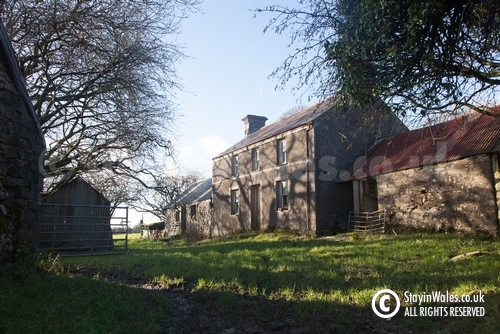 Dol-wrigen farmhouse, Rosebush