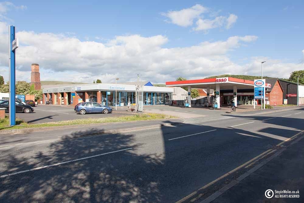 Smithfield Garage, Builth Wells
