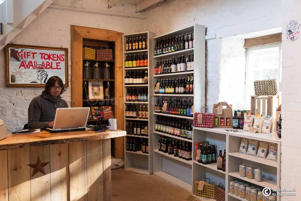 Beer Revolution, Hay