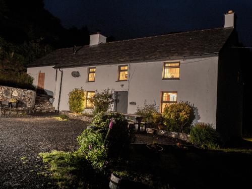 Cwmffernol farmhouse