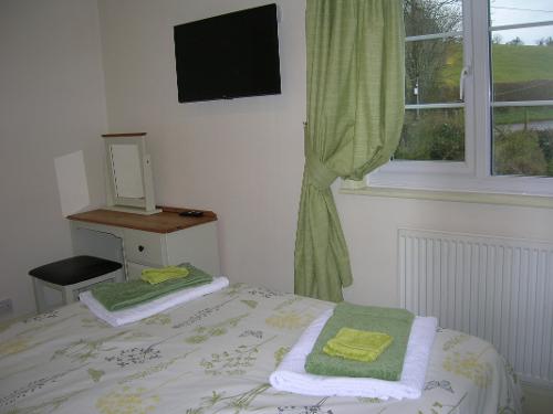 Second bedroom has smart TV