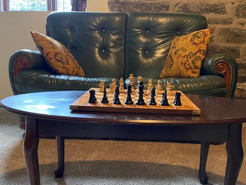 "Middle room" with board games