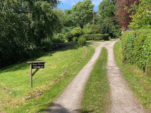 Driveway to the cottage
