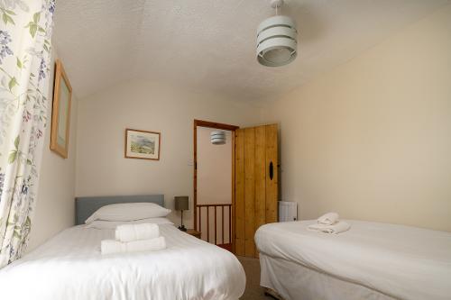 Twin Bedroom