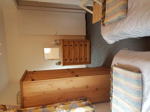 Twin Bedroom