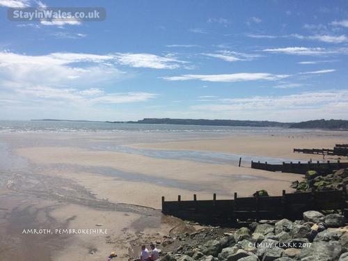 Amroth beach 5 mins by car