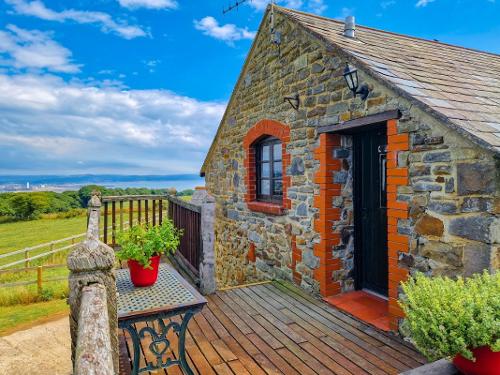 Clyne Farm Centre - Hayloft Self Catering Cottage