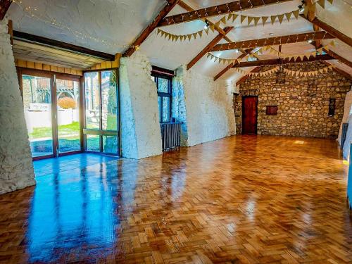 Clyne Farm Centre - The Stone Barn