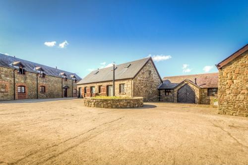 Clyne Farm Centre - Main Courtyard