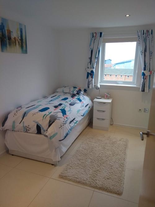 Single bedroom
