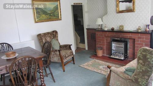 Lounge / Dining room