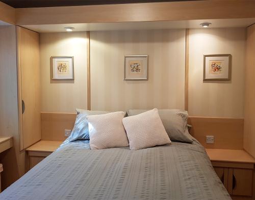 Cosy double bedroom