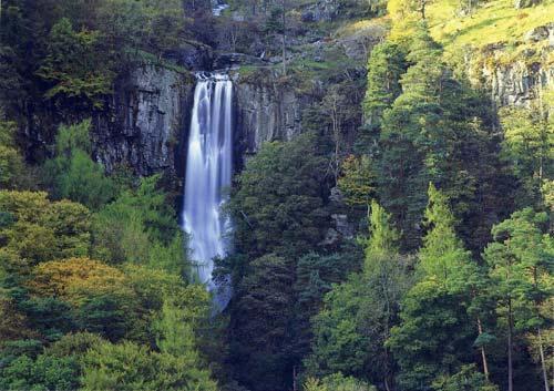 Pistyll Rhaeadr Falls are just beyond the village of Llanrheadr ym Mochnant