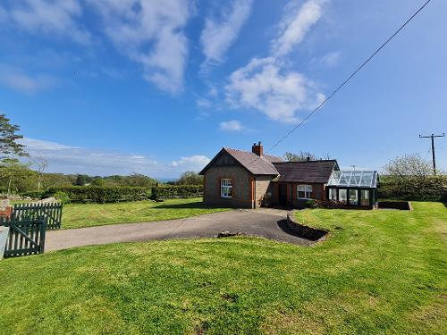 Estate Office Cottage sleeps 3 and is suitable for poor mobility