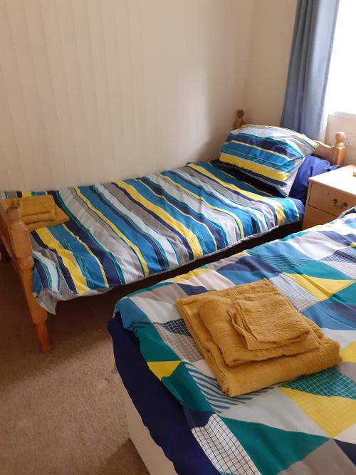 Twin bedroom