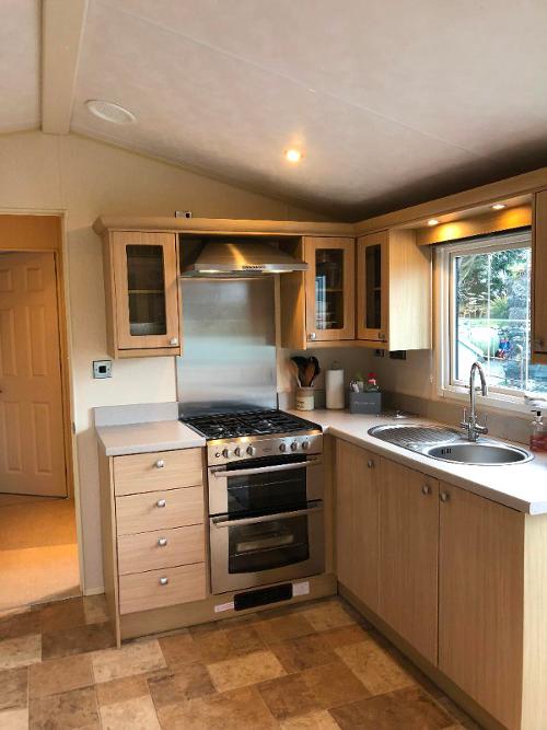Well equipped kitchen