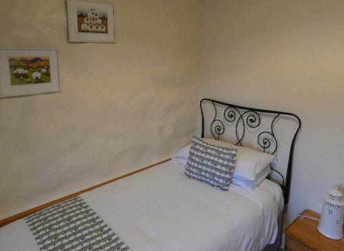 Single bedroom
