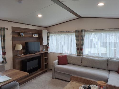 Spruce 7 Lounge
