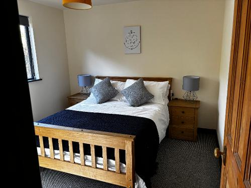 Cottage double bedroom