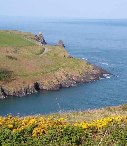 Ceibwr Bay