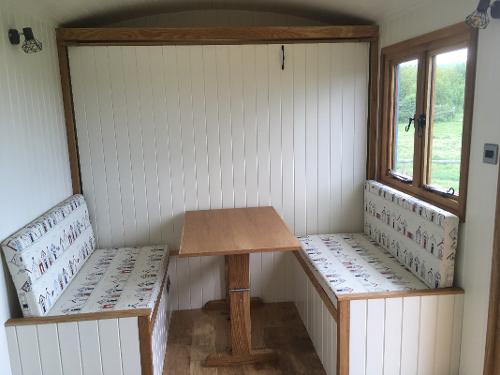 Bea's Hut